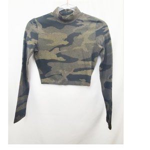 Aritzia Camouflage Crop Top - Green and Black